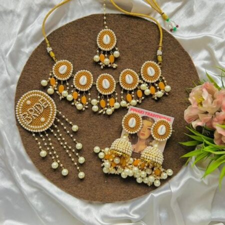Saanjh Pearl Set