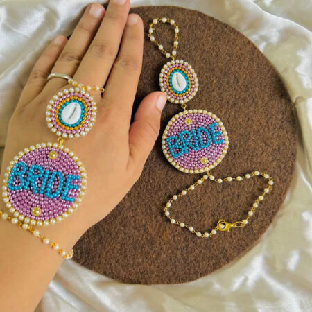 Bride Hathphool (pair)